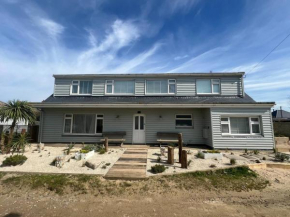 Pass the Keys Beautiful Beach House in Camber